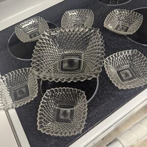 8 in" Large Serving Bowl and 6 5" bowls